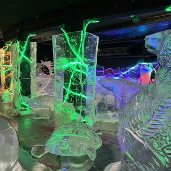 Fairbanks Ice Museum - Ice sculptures - Museums Near Me - Fairbanks, Alaska
