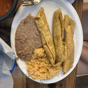 Harry Hines Bazaar - Flautas - Flea Markets Near Me - Dallas, Texas