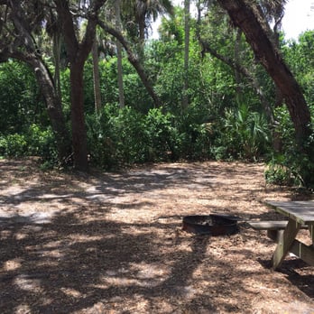 Bayside Marina - View of our campsite, directly across from the bathrooms. - Marinas Near Me - Melbourne Beach, Florida Bayside Marina - View of our campsite, directly across from the bathrooms. - Marinas Near Me - Melbourne Beach, Florida