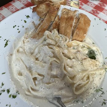 Dinucci's Italian Dinners - Pasta Alfredo - Italian Near Me - Valley Ford, California Dinucci's Italian Dinners - Pasta Alfredo - Italian Near Me - Valley Ford, California