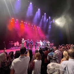 Au-Rene Theater - Gipsy Kings.
