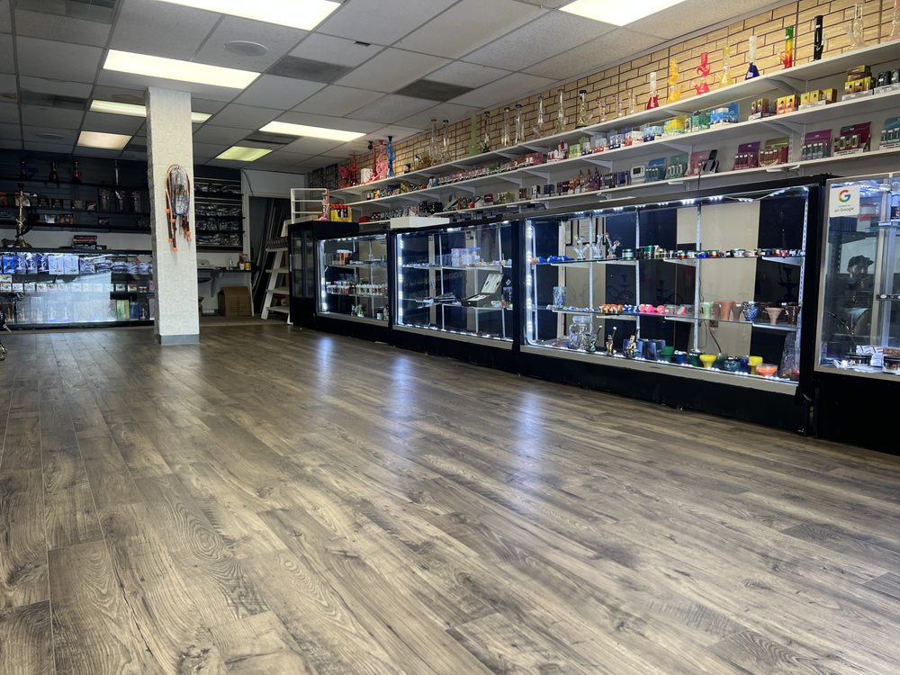 JAMEEL HOOKAH AND SMOKE SHOP 12 Photos 8373 Kingston Pike, Knoxville, Tennessee Tobacco
