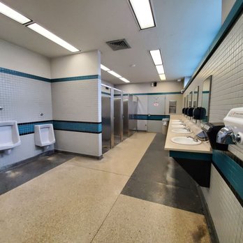 Pennsylvania Welcome Center - Bathroom - Rest Stops Near Me - Greencastle, Pennsylvania