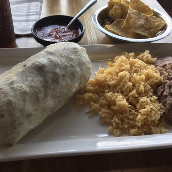 Burrito Parrilla Mexicana - Algonquin - Al pastor burrito with a side of rice and beans. - Mexican Near Me - Algonquin, Illinois Burrito Parrilla Mexicana - Algonquin - Al pastor burrito with a side of rice and beans. - Mexican Near Me - Algonquin, Illinois