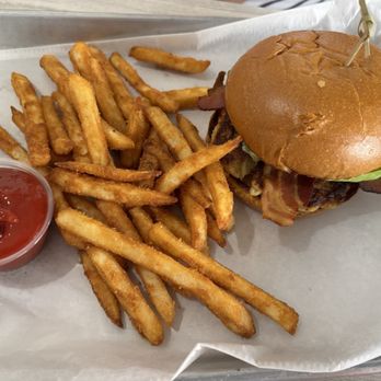 Southern Coast Seafood - Crab Cake BLT $16 - Seafood Near Me - Jacksonville, Florida