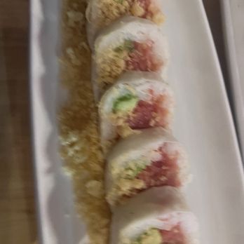 Inari Sushi Fusion - Hamachi Deluxe Roll - Sushi Bars Near Me - Miami, Florida Inari Sushi Fusion - Hamachi Deluxe Roll - Sushi Bars Near Me - Miami, Florida
