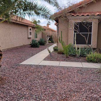 Gabriel Landscaping - Front yard - Landscaping Near Me