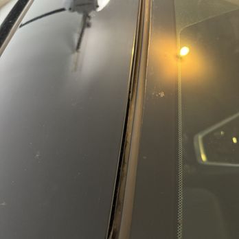Prime Windshields - Deformed molding - Auto Glass Services Near Me - Mesa, Arizona