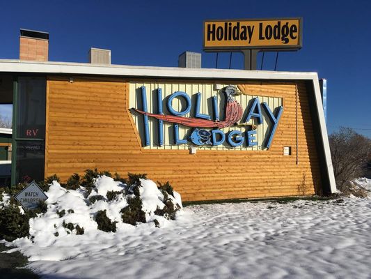 Holiday Lodge by null