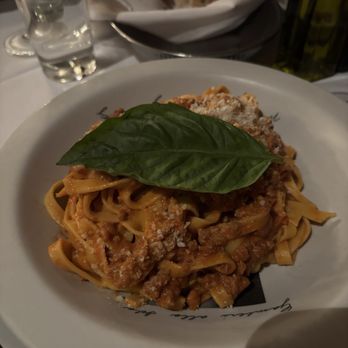 Manducatis - Bolognese pasta - Italian Near Me - Long Island City, New York Manducatis - Bolognese pasta - Italian Near Me - Long Island City, New York