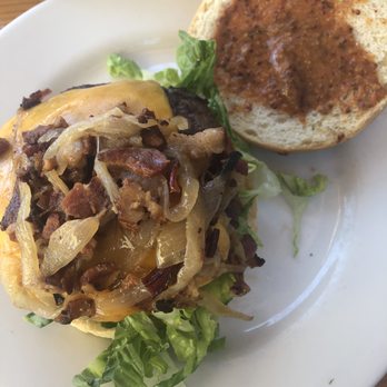 Speisekammer - Der Burger - German Near Me - Alameda, California Speisekammer - Der Burger - German Near Me - Alameda, California