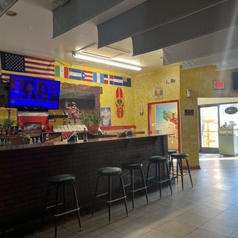 Arcadia Restaurant - Cafes Near Me - Lincolnton, North Carolina