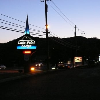Lake Point Lodge - Signboard at night - Hotels Near Me - Clearlake Oaks, California