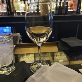 The Capital Grille - Sauvignon Blanc - Steakhouses Near Me - Phoenix, Arizona The Capital Grille - Sauvignon Blanc - Steakhouses Near Me - Phoenix, Arizona