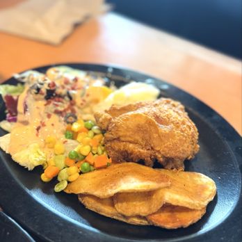Shakey's Pizza Parlor - Fried chicken for both rounds 1 and 2 - Pizza Near Me - Temecula, California Shakey's Pizza Parlor - Fried chicken for both rounds 1 and 2 - Pizza Near Me - Temecula, California