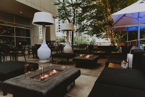 Suite Restaurant / Lounge by null