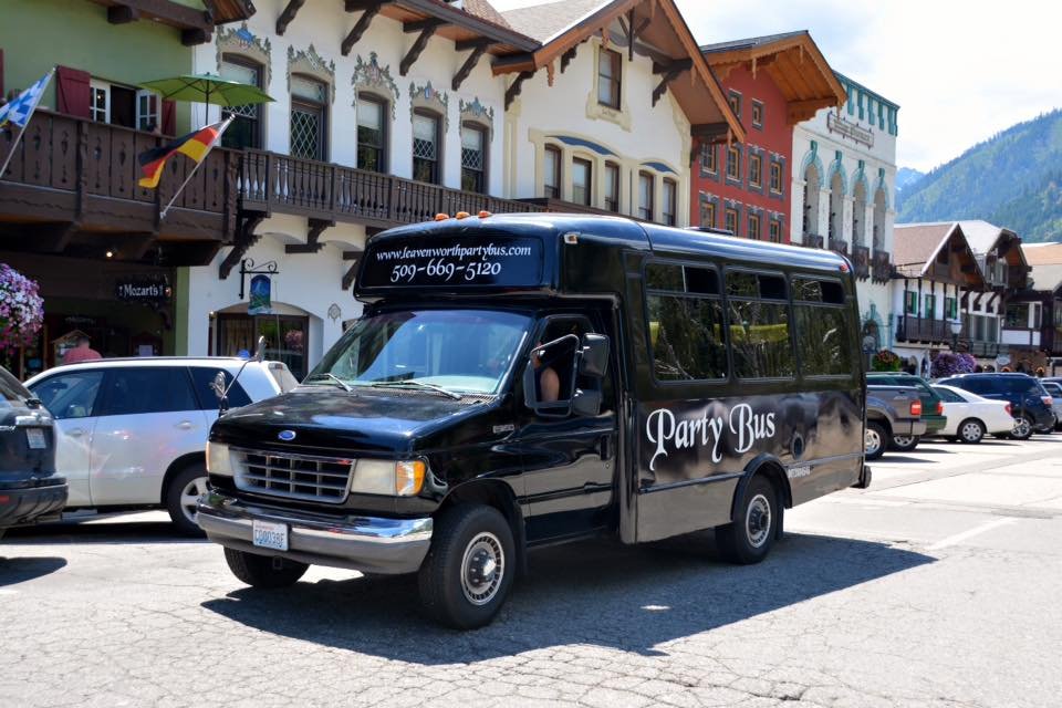 LEAVENWORTH PARTY BUS Updated June 2024 Leavenworth, Washington