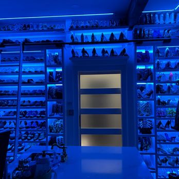 DMC Services - Blue lights - Electricians Near Me