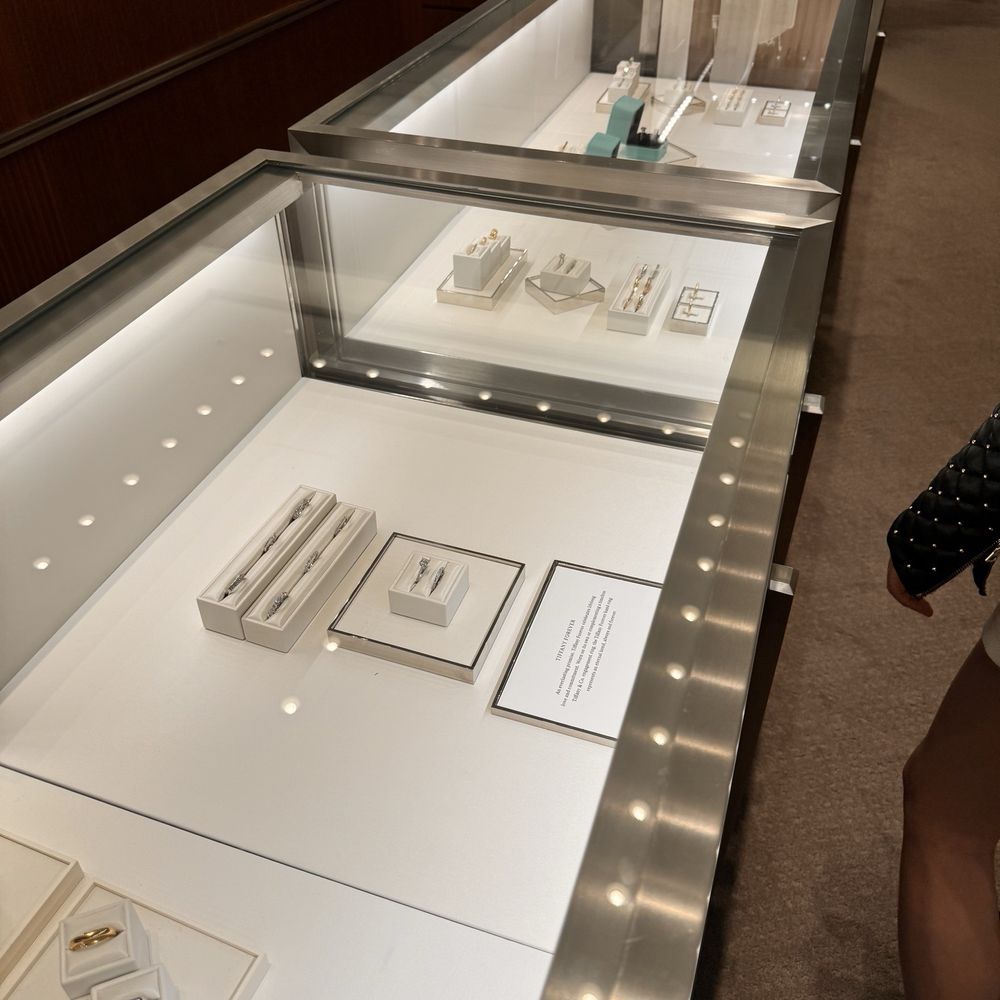 Tiffany & Co - Jewelry Near Me - Paramus, New Jersey Tiffany & Co - Jewelry Near Me - Paramus, New Jersey
