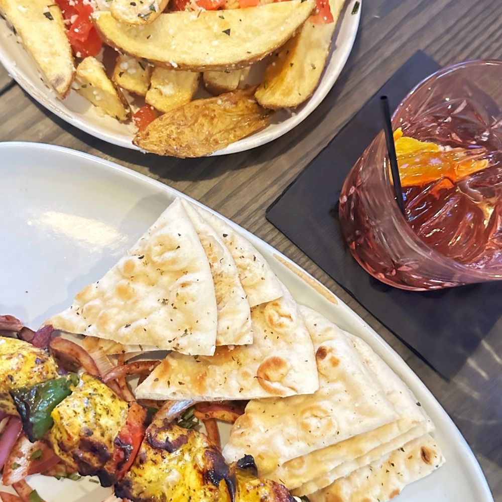 Avli - Greek Fries, Chicken Souvlaki - Greek Near Me - Milwaukee, Wisconsin