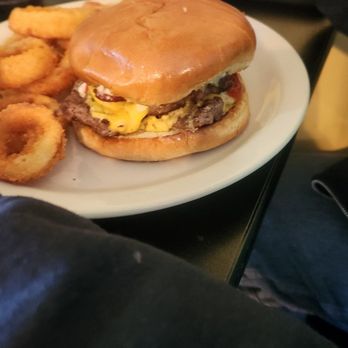 Van's Country Table - Bacon burger and onion rings - American Near Me - Marengo, Indiana