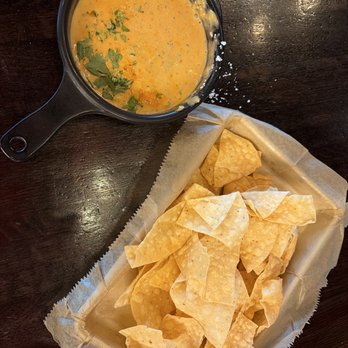 Torchy's Tacos - Green chile Queso & Chips (V) - Tacos Near Me - Jeffersonville, Indiana