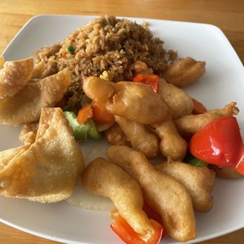 Rice N Noodles - Sweet and Sour Chicken - Chinese Near Me - Overland Park, Kansas Rice N Noodles - Sweet and Sour Chicken - Chinese Near Me - Overland Park, Kansas