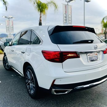 Valencia Acura - Car Dealers Near Me - Valencia, California Valencia Acura - Car Dealers Near Me - Valencia, California