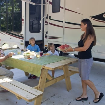 Live Oak Landing - Perfect for families - Campgrounds Near Me - Freeport, Florida Live Oak Landing - Perfect for families - Campgrounds Near Me - Freeport, Florida