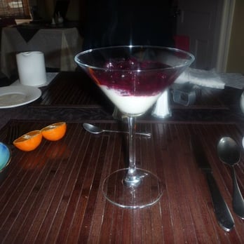 Atmosphère - blueberry yogurt - Bed & Breakfast Near Me - Montreal, Quebec Atmosphère - blueberry yogurt - Bed & Breakfast Near Me - Montreal, Quebec