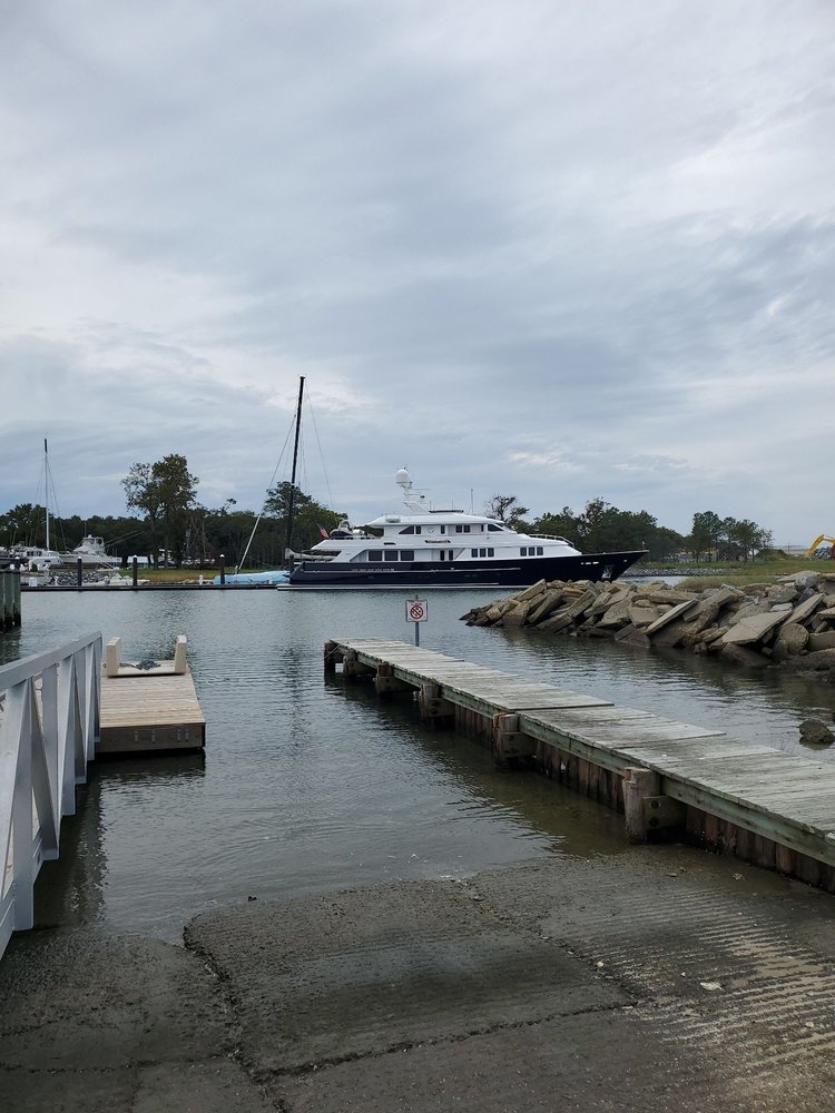 CAPE CHARLES TOWN HARBOR MARINA Updated September 2024 11 Marina Rd