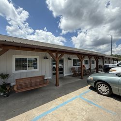 Ed's Truck Stop - Building
