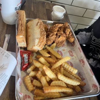 Savvy Sliders - Chicken tenders - Fast Food Near Me - San Antonio, Texas Savvy Sliders - Chicken tenders - Fast Food Near Me - San Antonio, Texas
