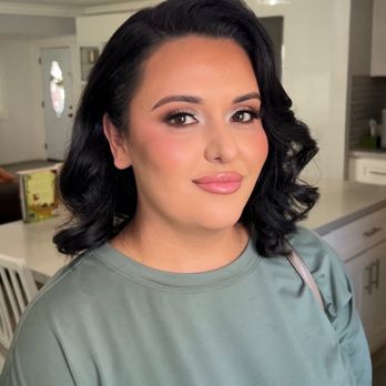 Bellaboomua Makeup Artist - Makeup Artists Near Me