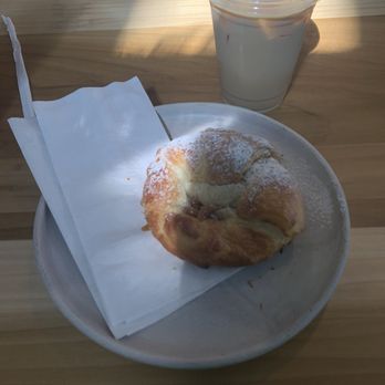 The Cuptown - iced latte and dulce de leche croissant - Coffee & Tea Near Me - Chicago, Illinois