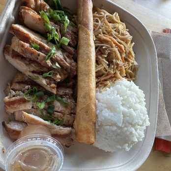 A La Cart - SoDo - Over Rice (Huli Huli chicken Filipino style) - Beer Bar Near Me - Orlando, Florida A La Cart - SoDo - Over Rice (Huli Huli chicken Filipino style) - Beer Bar Near Me - Orlando, Florida