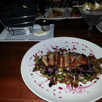 The Saddle Room - Duck and Dean Martin-i - Steakhouses Near Me - Hoffman Estates, Illinois