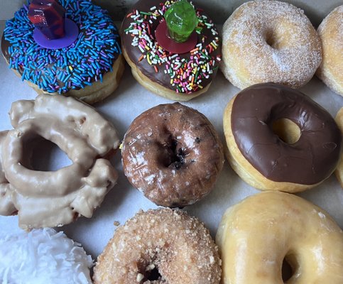 Sunshine 2 Donuts