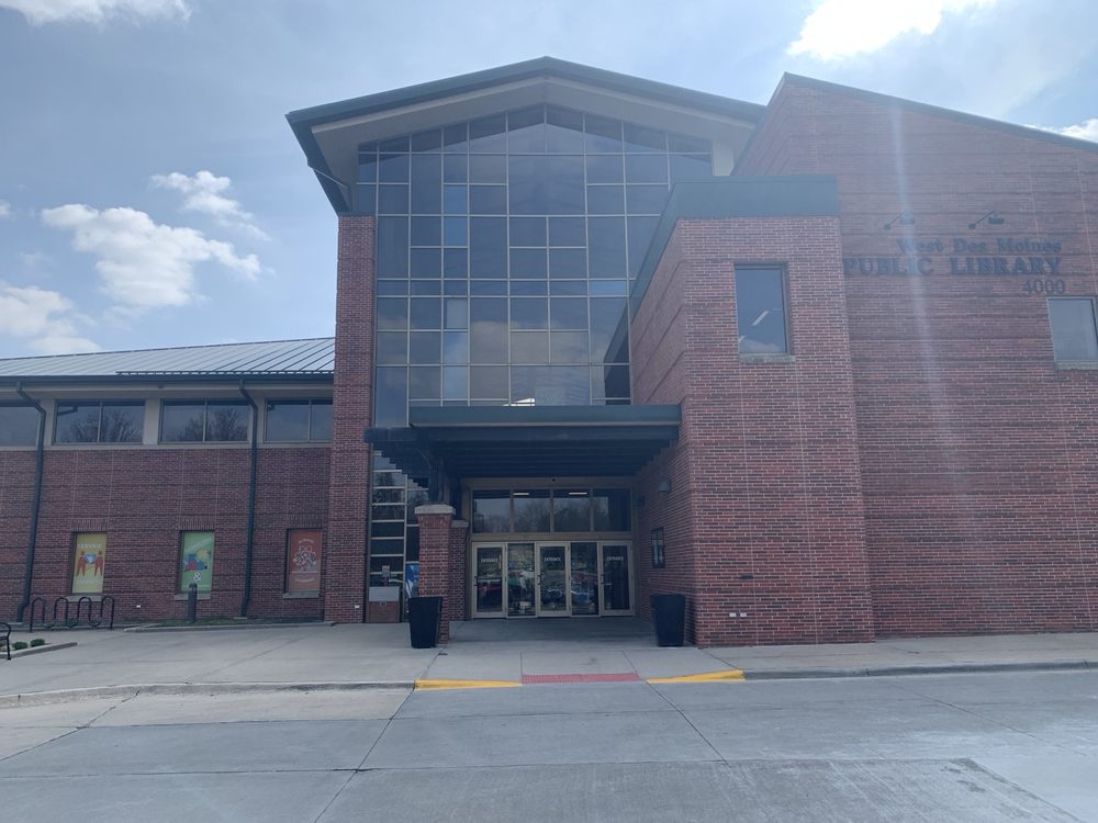 WEST DES MOINES PUBLIC LIBRARY Updated July 2025 11 Photos 4000