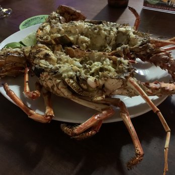 Lee’s Roadside Bar & Grill - 3 pound lobster....takes up the whole plate! - Seafood Near Me - Sint Maarten, New Hampshire