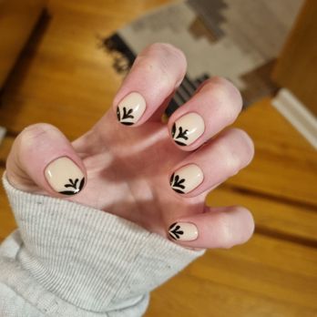 Ipop Central - Nail Salons Near Me - Chicago, Illinois