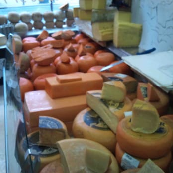 Maximilien Fromages - Cheese Shops Near Me - Lille, 59
