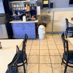 Flores Restaurant