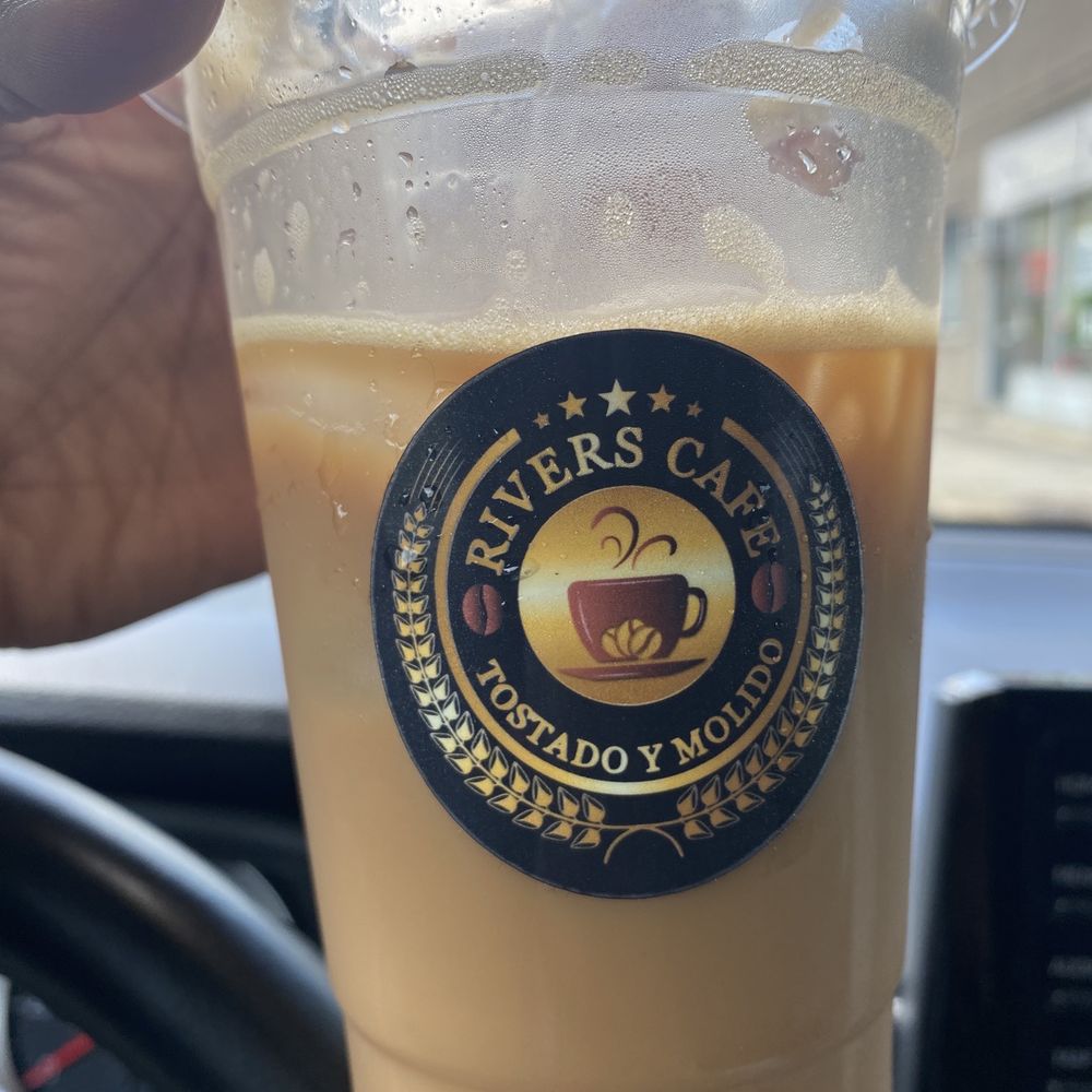 Vanilla Latte Iced or Hot with almond milk Vanilla Latte Iced or Hot with almond milk
