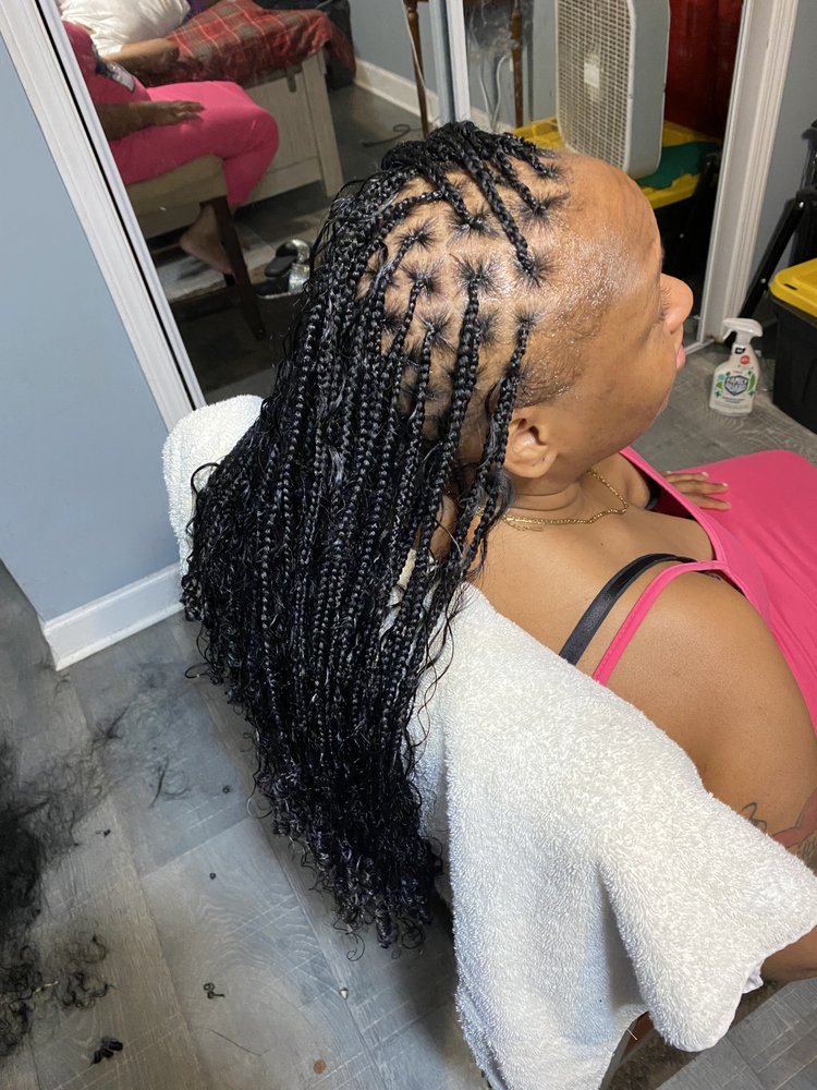 Kells Braids Logo