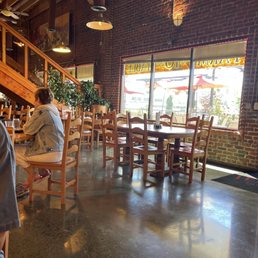 Indoor/outdoor dining Indoor/outdoor dining