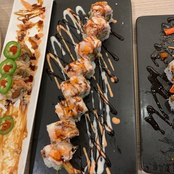 Sushi Rollin' - a variety of sushi rolls - Sushi Bars Near Me - Garland, Texas Sushi Rollin' - a variety of sushi rolls - Sushi Bars Near Me - Garland, Texas