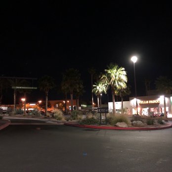 Starbucks - Drive through entrance is near DENTAL CARE sign ... Wells Fargo in another area - Coffee & Tea Near Me - Rancho Mirage, California Starbucks - Drive through entrance is near DENTAL CARE sign ... Wells Fargo in another area - Coffee & Tea Near Me - Rancho Mirage, California