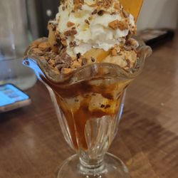 27 South - Gold Rush Sundae