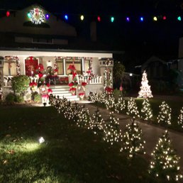 Photo of East Sacramento's Fab 40s Christmas Lights - Sacramento, CA, United States. FAB 40s @ Christmas !!!